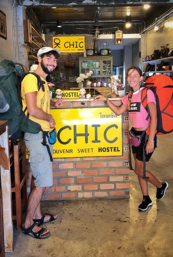 Ok Chic Phuket Hostel Exteriör bild