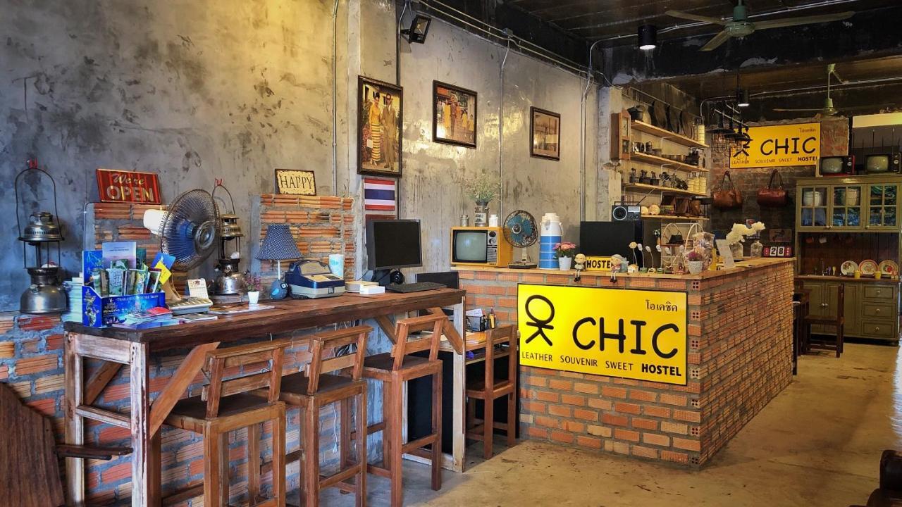 Ok Chic Phuket Hostel Exteriör bild